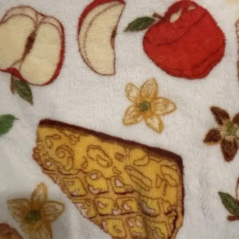 Magnifiscent Apple Pie Scent Infused Blanket 4 x 5 Ft Snuggle Activated Fleece